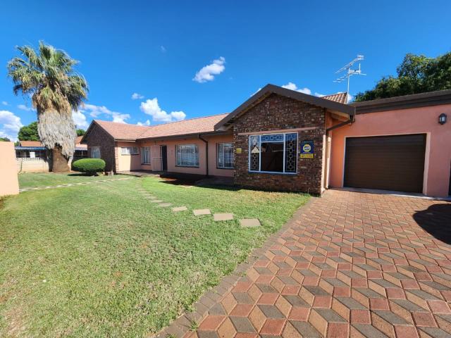 House for sale in Frances Baard, Northern Cape