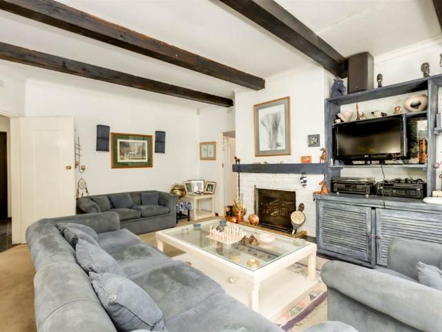 House for sale in Johannesburg, North & Sandton
