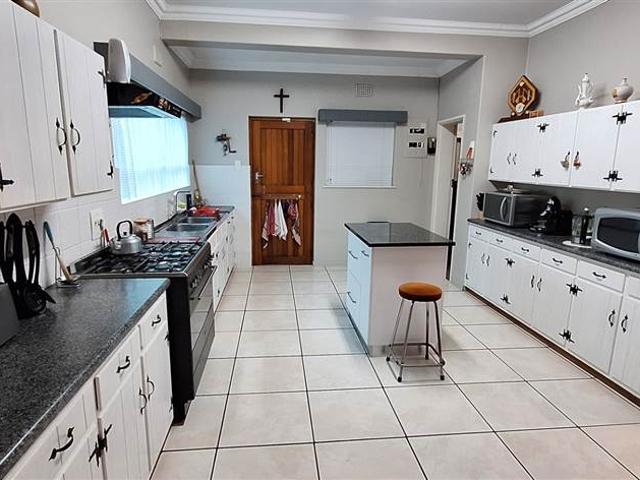 House for sale in Durbanville, Western Cape