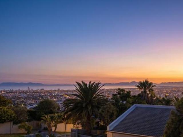 House for sale in Cape Town, Western Cape