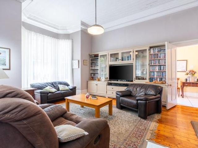 House for sale in Cape Town, Western Cape