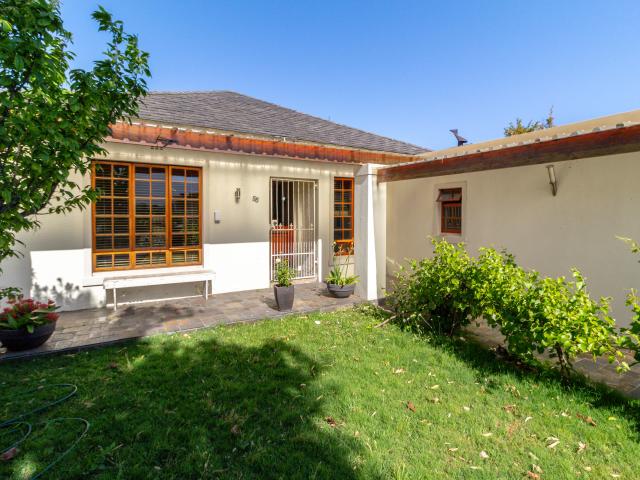 House for sale in Cape Town, Western Cape