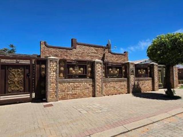 House for sale in Frances Baard, Northern Cape
