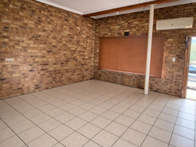House for rent in Waterkloof, Gauteng