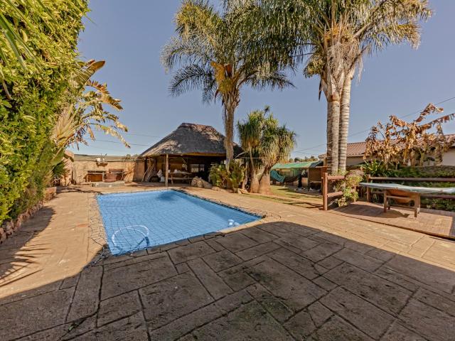 House for sale in Roodepoort