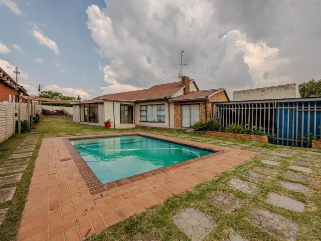 House for sale in Nooitgedacht, Gauteng