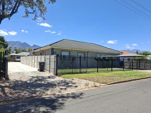 House for sale in Durbanville, Western Cape