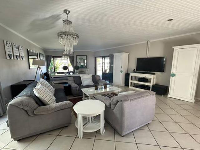 House for rent in Bushmans River Mouth, Eastern Cape