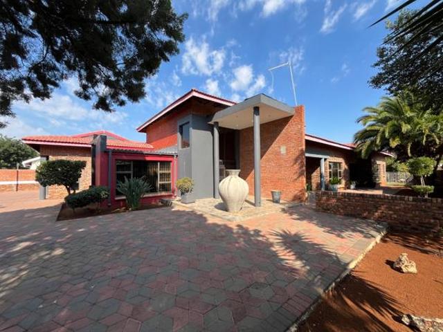 House for sale in Frances Baard, Northern Cape