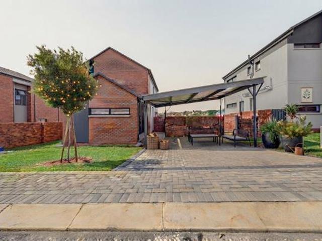 House for sale in West Rand Garden estates, Westonaria Local Municipality