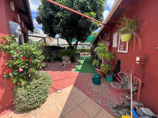 House for sale in Rustenburg Local Municipality, Bojanala Platinum District Municipality