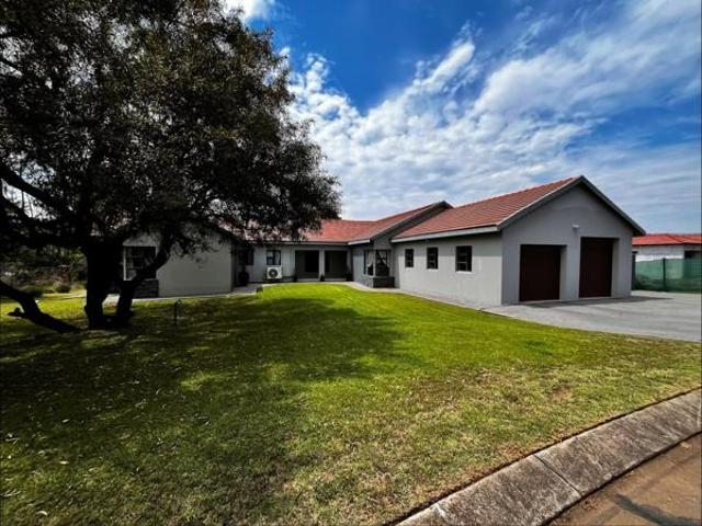 House for sale in Rustenburg Local Municipality, Bojanala Platinum District Municipality