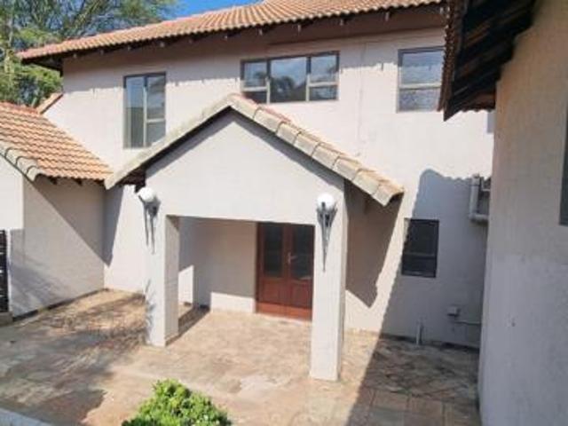 House for rent in Waterkloof, Gauteng