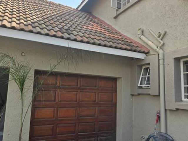 House for sale in Rustenburg Local Municipality, Bojanala Platinum District Municipality