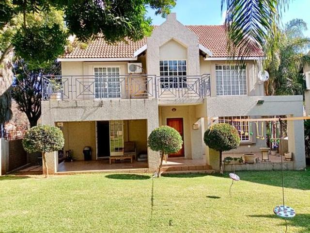 House for sale in Rustenburg Local Municipality, Bojanala Platinum District Municipality