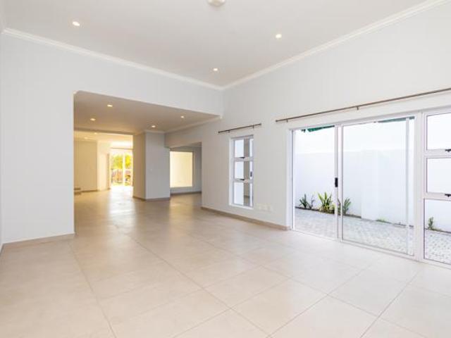 House for sale in Cape Town, Western Cape