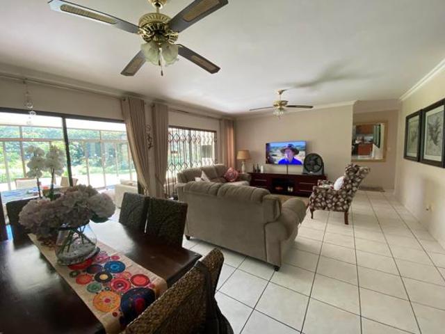 House for sale in Ugu District Municipality, Kwazulu-natal