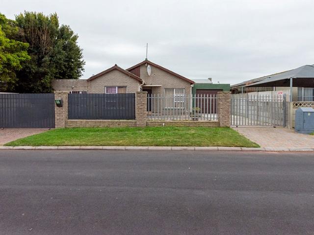 House for sale in West Coast, Britannia Bay
