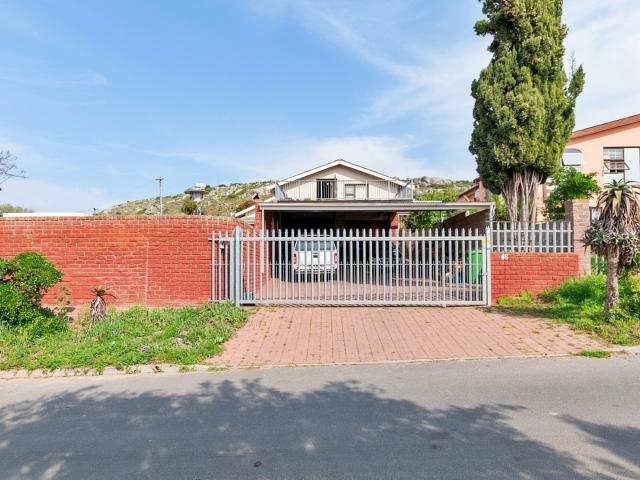 House for sale in West Coast, Britannia Bay