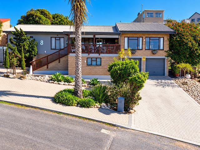 House for sale in Saldanha, Saldanha Bay Local Municipality