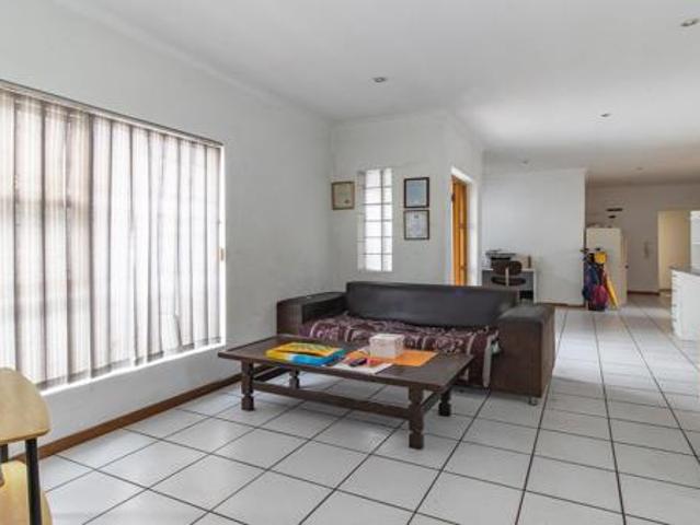 House for sale in Cape Town, Western Cape