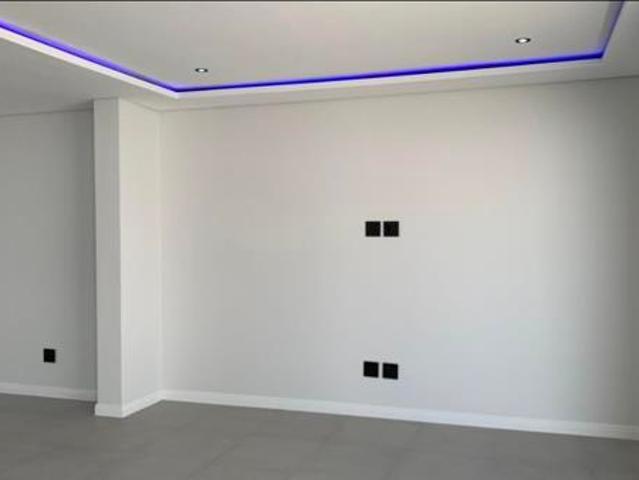 House for sale in Cape Town, Western Cape
