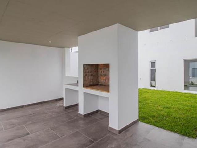 House for sale in Cape Town, Western Cape