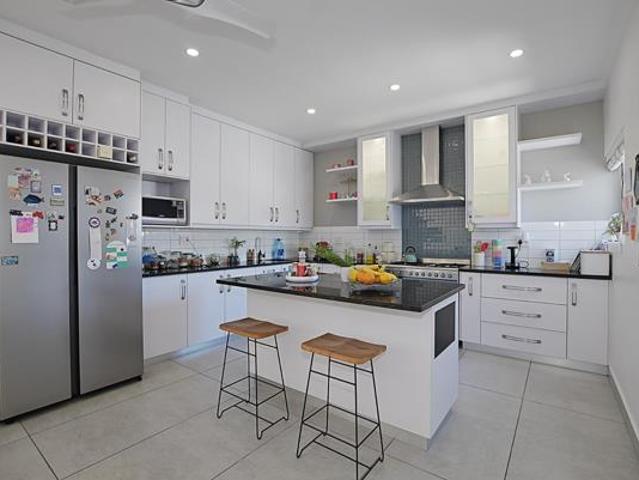 House for sale in Cape Town, Western Cape