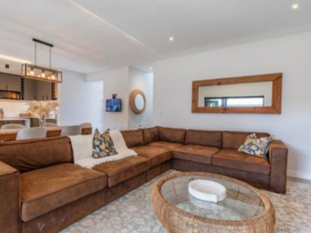 House for sale in Cape Town, Western Cape