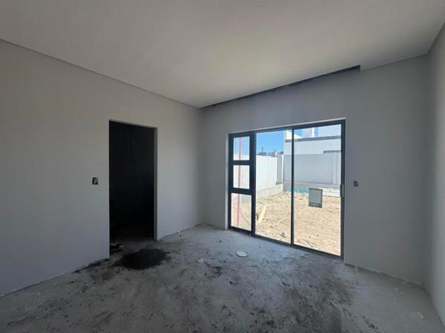 House for sale in Cape Town, Western Cape