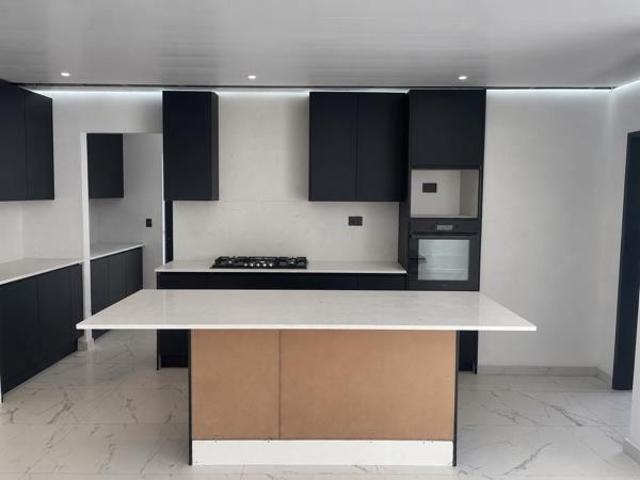 House for sale in Cape Town, Western Cape