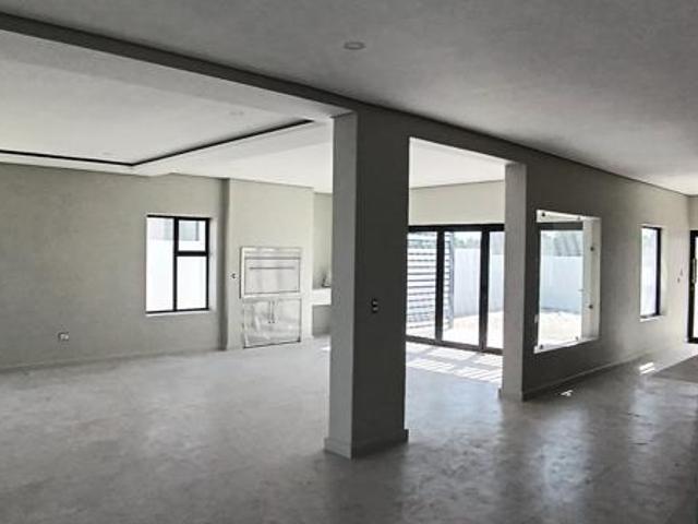 House for sale in Cape Town, Western Cape