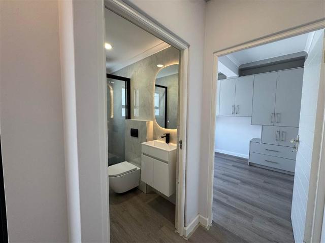 House for sale in Cape Town, Western Cape