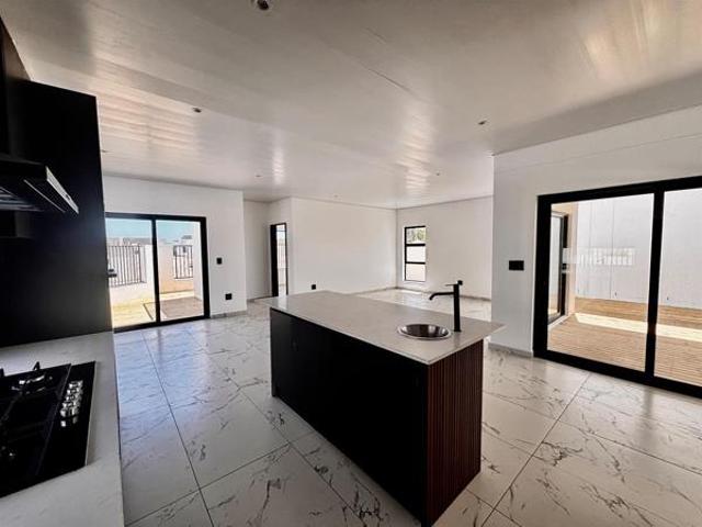 House for sale in Cape Town, Western Cape