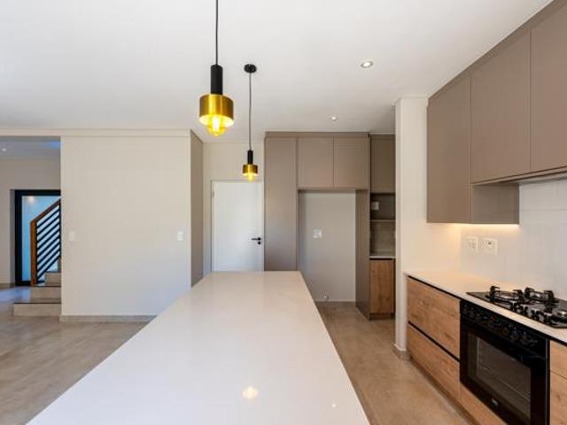 House for sale in Cape Town, Western Cape