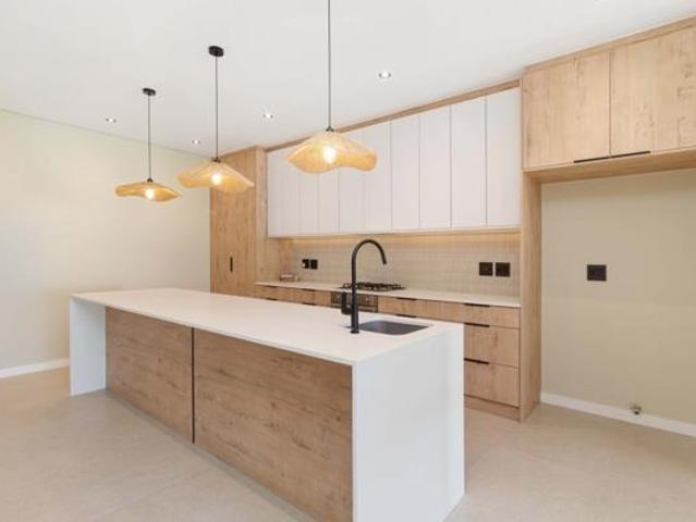 House for sale in Cape Town, Western Cape