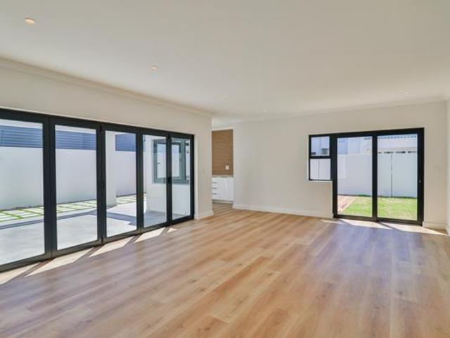 House for sale in Cape Town, Western Cape