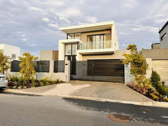 House for sale in Cape Town, Western Cape