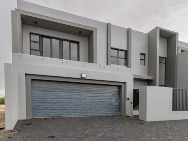 House for sale in Cape Town, Western Cape