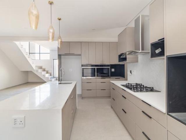 House for sale in Cape Town, Western Cape