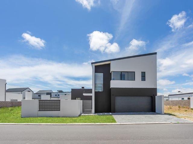 House for sale in Western Cape