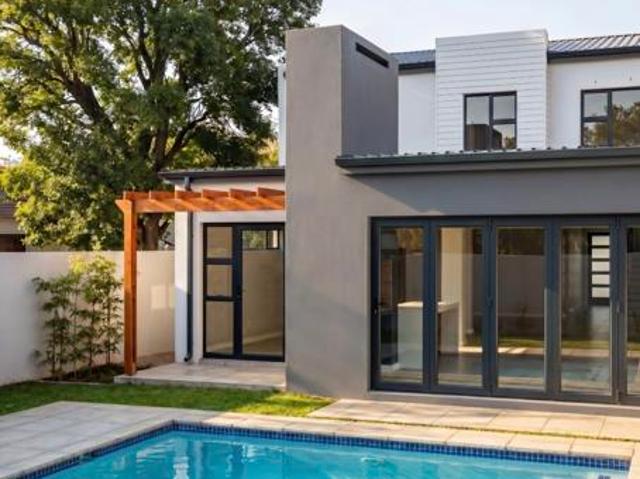 House for sale in Cape Town, Western Cape
