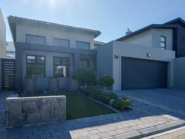 House for sale in Cape Town, Western Cape