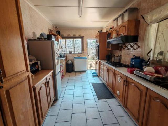 House for sale in Oranjeville, Free State