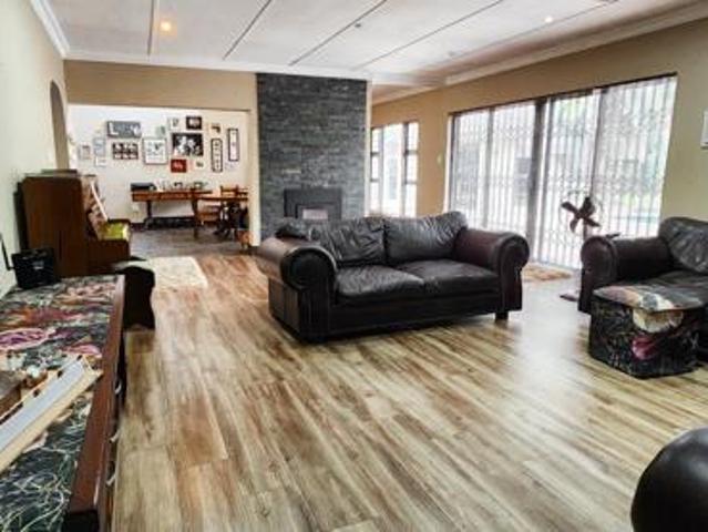 House for sale in Oranjeville, Free State