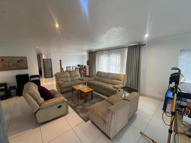 House for rent in Waterkloof, Gauteng
