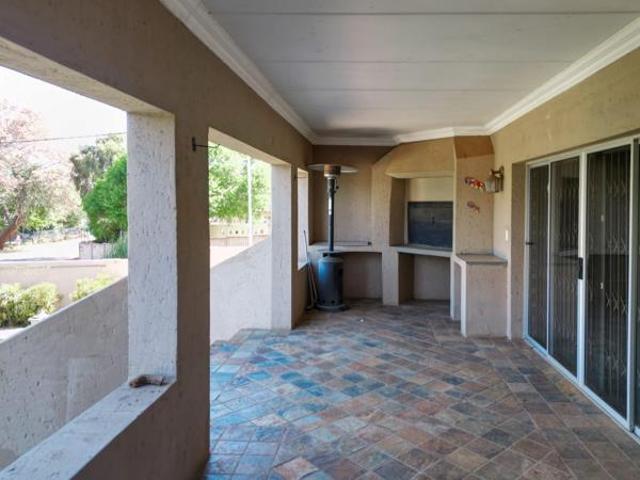 House for sale in Hartebeespoort, North West