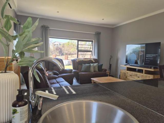 House for rent in North West