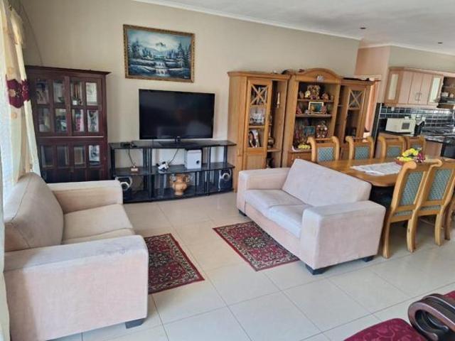 House for rent in Seaview, Kwazulu-natal