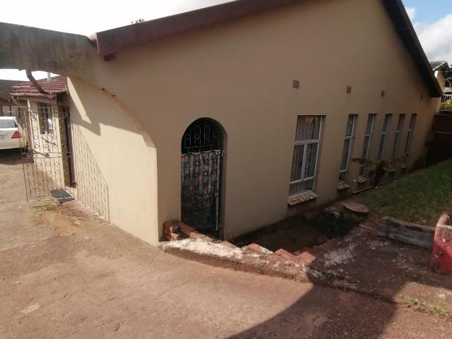 House for sale in Queensburgh, Kwazulu-natal